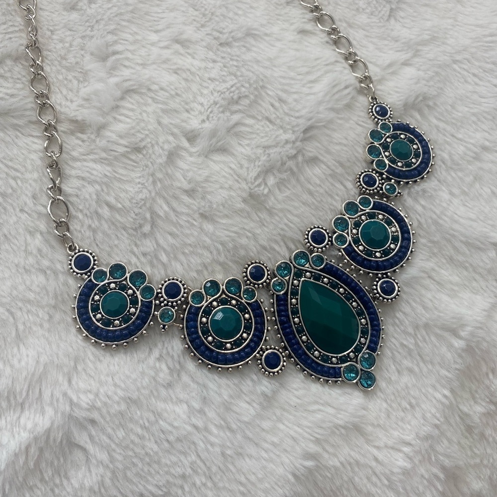 Chunky Collar Necklace Women’s Costume Jewelry Silver Blue - Picture 4 of 8